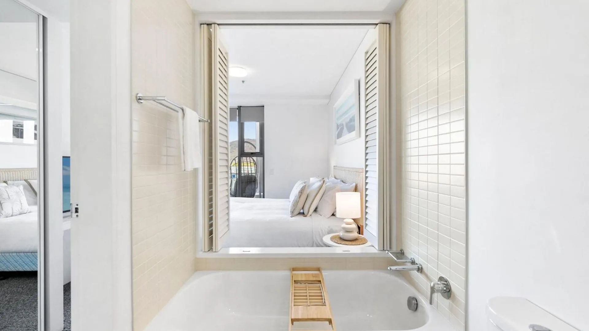 Lux Waterfront - Prime Location Pool Gym & Sauna ケアンズ アパート